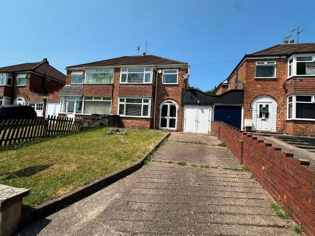 Aldersley Road, Wolverhampton, WV6 3 bed property to rent £1,225 pcm £283 pw