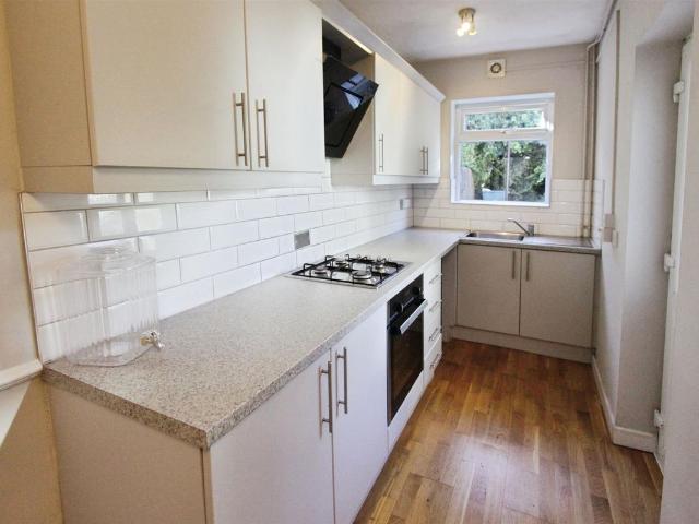 Alderson Road, Sheffield S2, 3 bed terraced house to rent, £1,000 pcm | PrimeLocation