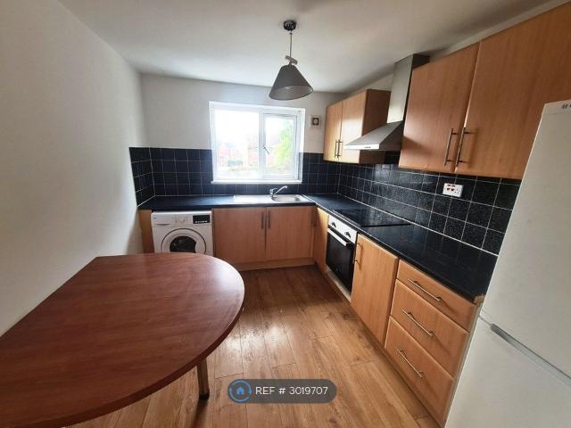 Alderwood Avenue, Liverpool L24, 3 bed flat to rent, £695 pcm | PrimeLocation