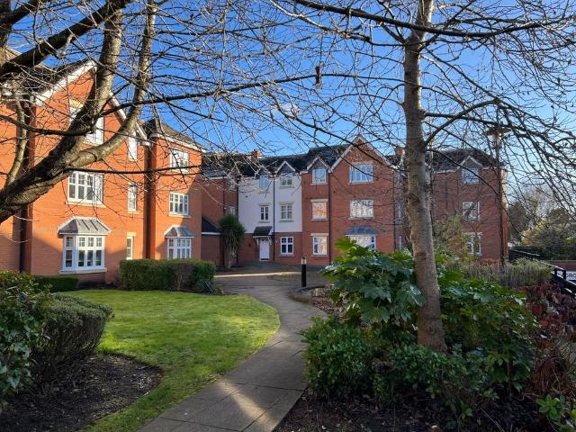 Alderwood Place, Metropolitan Borough of Solihull, B91 3HX, United Kingdom | 2 bed apartment for rent #136749999 | Rentberry