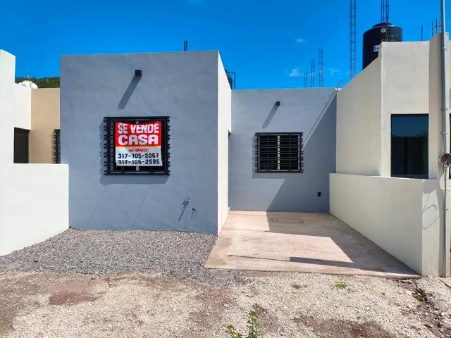 Aldo Paz VENDE 3171052067 CASA NUEVA calle Fabricio Israel Corona Vizcarra 207 Fracc. Presidencial