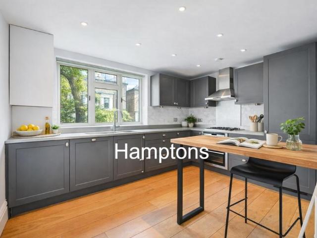 Aldridge Road London W11 2 bed flat to rent £3,000 pcm £692 pw