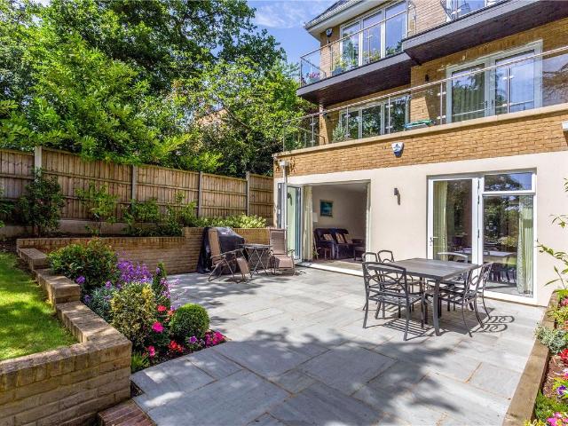 Alexander Court, 91 Ducks Hill Road, Northwood, Middlesex HA6, 2 bed flat to rent, £2,500 pcm | PrimeLocation