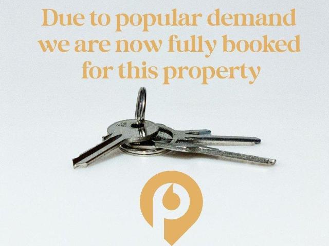 Alexander Drive, Cirencester. 4 bed detached house to rent £1,750 pcm £404 pw