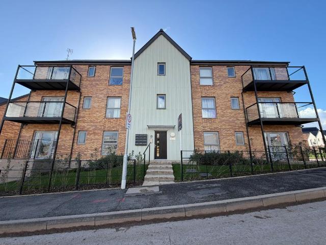 Alexander Drive, Bristol, BS10 2 bed apartment to rent £1,550 pcm £358 pw