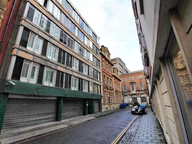 Alexander House, Telephone Avenue, City Centre, Bristol BS1, 4 bed flat to rent, £3,300 pcm | PrimeLocation