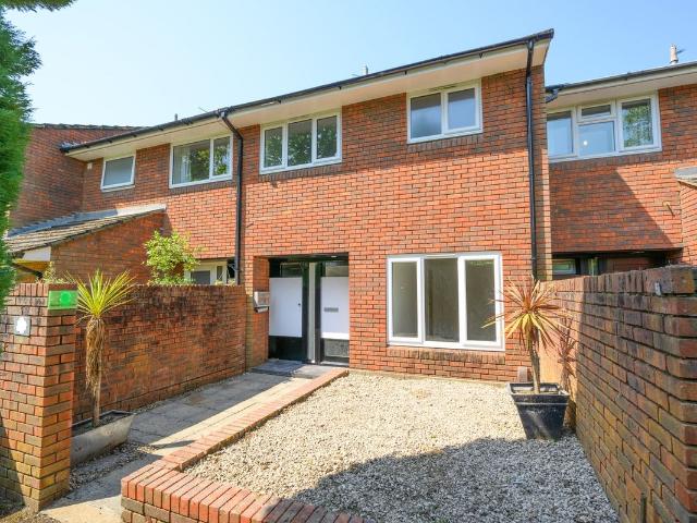 Alexandra Close, Walton On Thames KT12, 4 bed terraced house to rent, £2,400 pcm | PrimeLocation