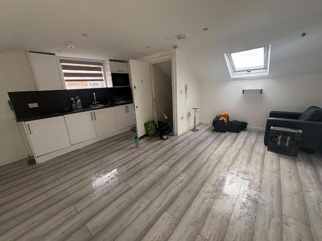 Alexandra Grove, London N4, Studio to rent, £1,200 pcm | PrimeLocation