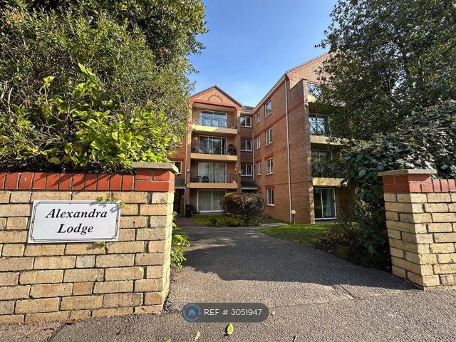 Alexandra Lodge, Bournemouth BH1, 2 bed flat to rent, £1,250 pcm | PrimeLocation