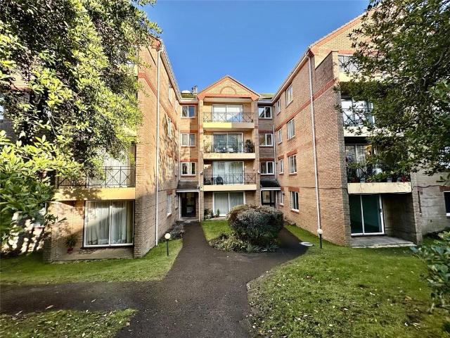 Alexandra Lodge, Parsonage Road. 1 bed apartment to rent £850 pcm £196 pw