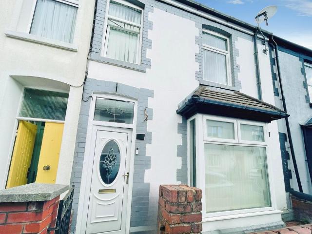 Alexandra Street, Ebbw Vale, NP23 3 bed terraced house to rent £825 pcm £190 pw