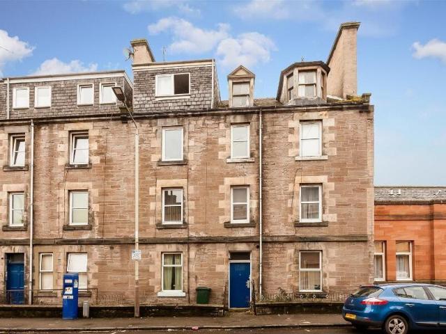 Alexandra Street Perth 1 bed flat to rent £575 pcm £133 pw