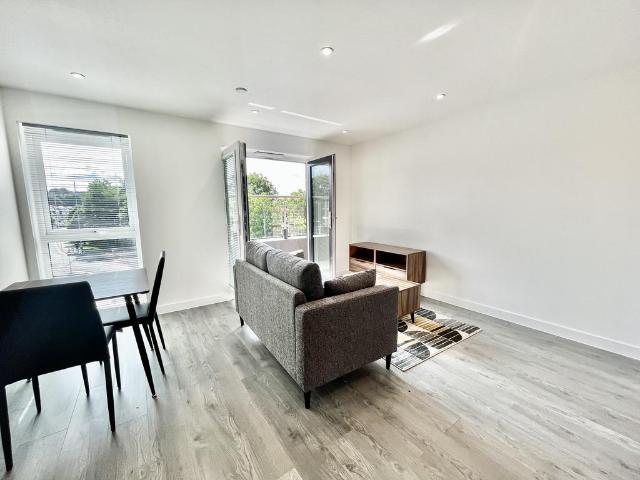 Alexandra Park, Willow Road, Leeds, LS4 1 bed apartment to rent £1,000 pcm £231 pw