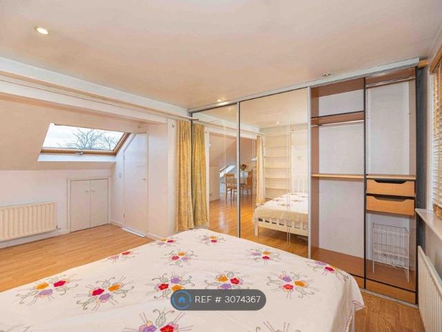 Alexandra Road, London SW19, Studio to rent, £1,350 pcm | PrimeLocation