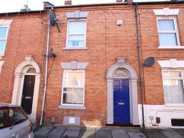 Alexandra Road, Northampton NN1, 2 bed property to rent, £1,200 pcm | PrimeLocation