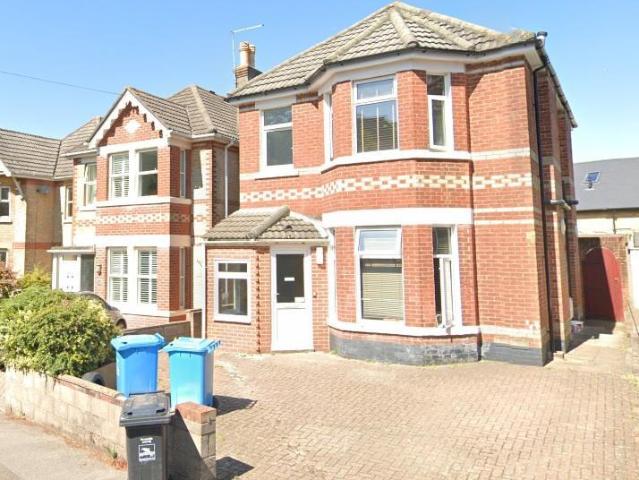 Alexandra Road, Poole 1 bed in a house share to rent £750 pcm £173 pw