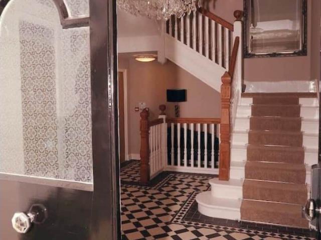 Alexandra Road, Southend On Sea SS1, 1 bed flat to rent, £1,250 pcm | PrimeLocation