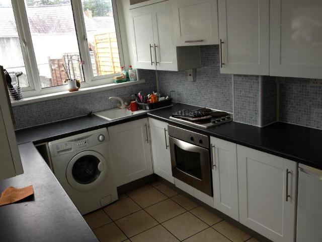 Alexandra Terrace, Brynmill, Swansea 2 bed house to rent £1,000 pcm £231 pw