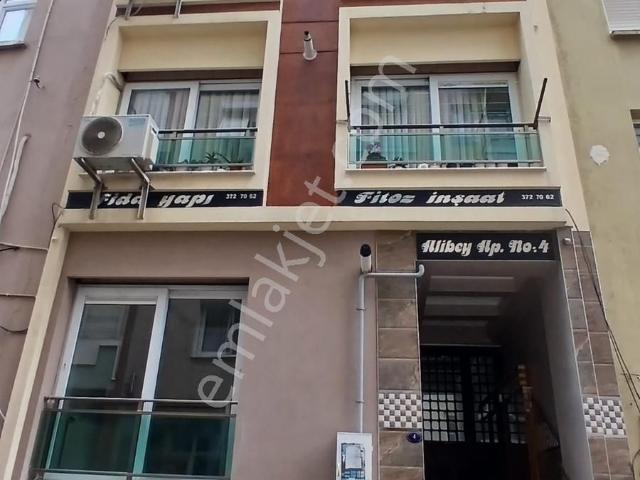 İzban & Sahile Yürüme Mesafesinde 1+1 Boş, Hazır Daire