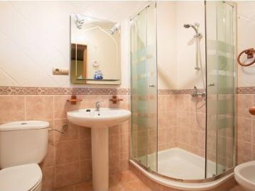 Aléjate del ruido y del estrés en esta maravillosa casa en plena naturaleza a un precio inmejorable!