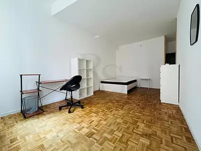 Alençon 61000 Location appartement 1 pièce t1 au dernier étage