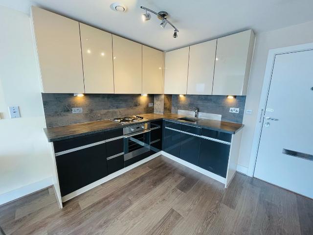 Alencon Link, Basingstoke RG21, 1 bed flat to rent, £1,000 pcm | PrimeLocation