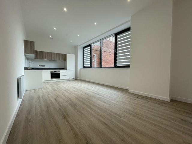 Alencon Link, Basingstoke RG21, 2 bed flat to rent, £1,425 pcm | PrimeLocation