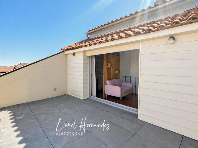 Alès, centre historique: Appartement Duplex d'exception 125 m² Dernier étage Terrasse tropézienne avec vue panoramique