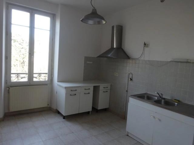Ales, location appartement deux chambres