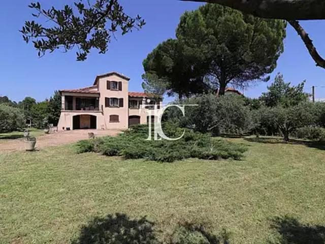Alès 30100 Achat / Vente maison 8 pièces t8 terrasse