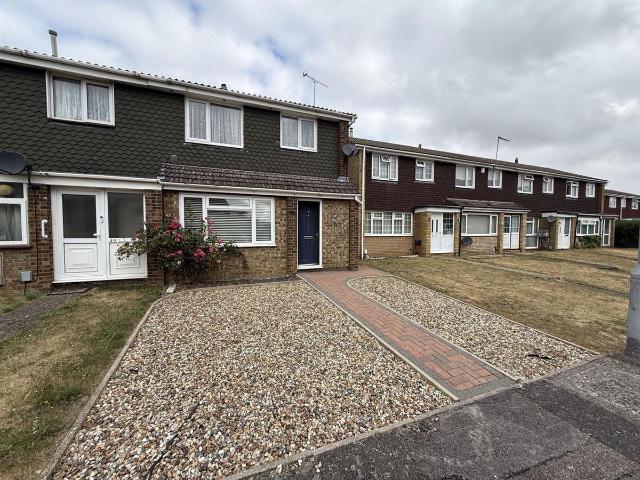 Alesia Road, Luton LU3, 3 bed terraced house to rent, £1,500 pcm | PrimeLocation