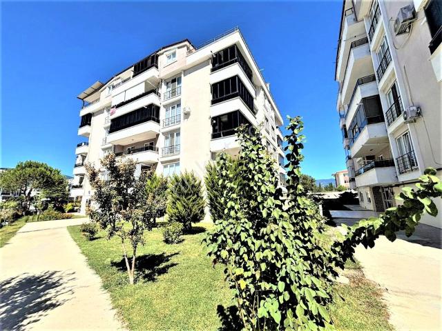alfa'dan Akçay'da Önü Açık Arakat Asansörlü 1+1 Geniş Daire