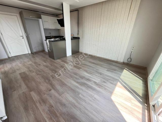 Alfa'dan Kıyıboyu'na 1. Parsel Geniş Oturumlu 2+1 Cazip Kiralık Daire