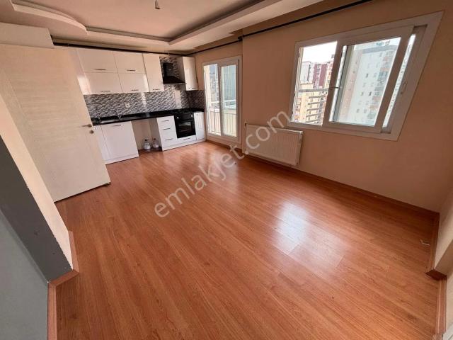 Alfa'dan Telliderede Caddeye 1.parsel 3+1 E.banyolu D.gazlı Cazip Kiralık Daire !