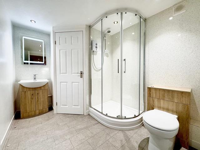 Alford Avenue, Sheffield, S35 1 bed apartment to rent £750 pcm £173 pw