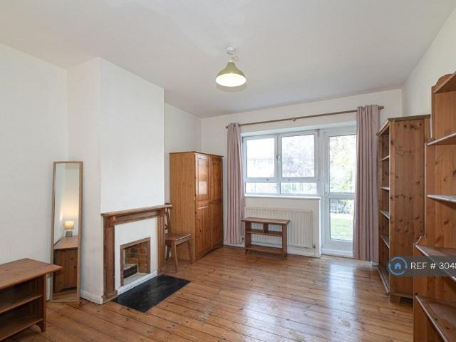 Alfred Butt House, London, SW17 1 bed flat to rent £1,750 pcm £404 pw