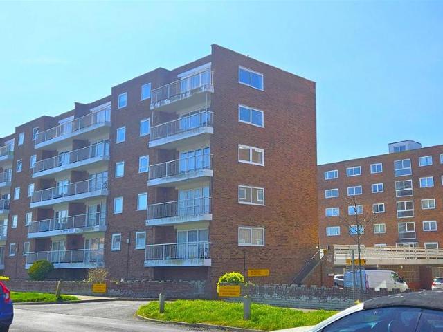 Alfred Road, Birchington 2 bed flat to rent £1,150 pcm £265 pw
