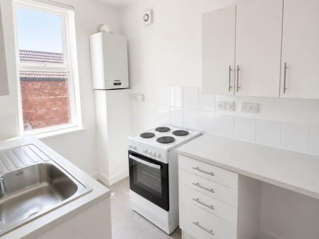 Alfred Road, Prenton CH43, 1 bed flat to rent, £725 pcm | PrimeLocation