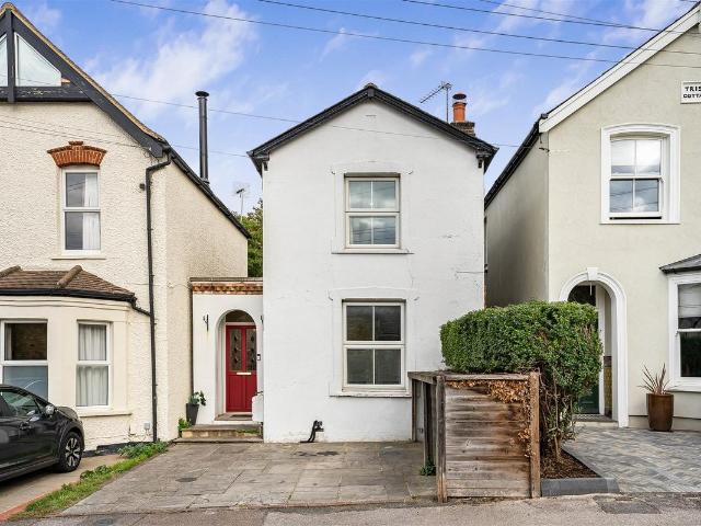Alfred Road, Sutton SM1, 3 bed property to rent, £2,500 pcm | PrimeLocation