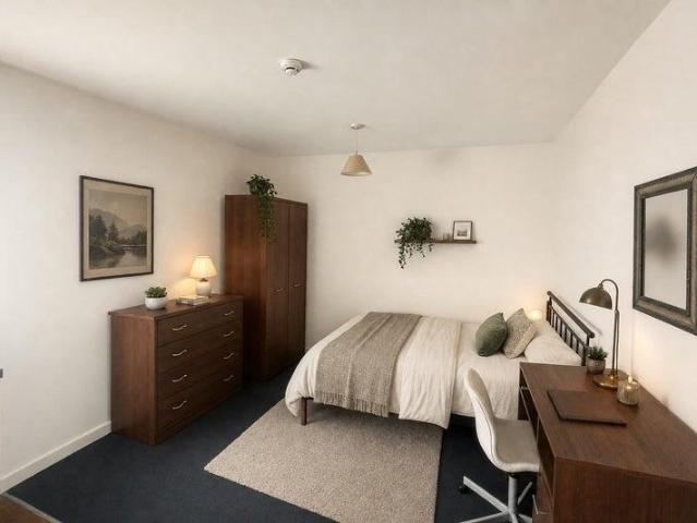 Alfreton Road, Nottingham NG7 4 bed house share to rent £2,075 pcm £479 pw