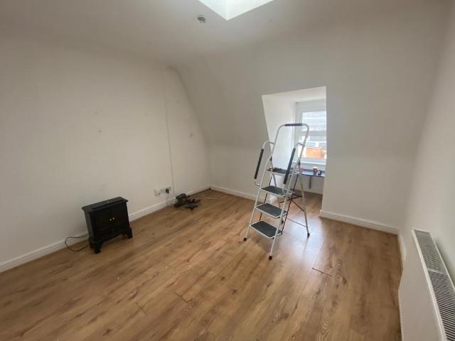 Alhambra Road, SOUTHSEA, PO4 1 bed apartment to rent £900 pcm £208 pw