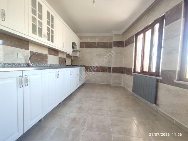 Alitaşı Mahallesi'nde Kiralık 2+1 Daire