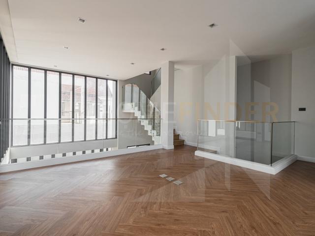 Alive Ekamai Ramintra 3 bedrooms, for sale