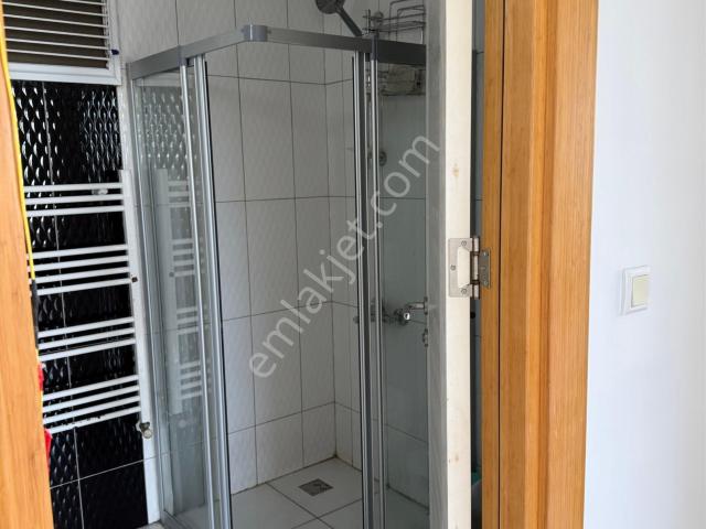 Aliye İzzet Begoviç Bulv.üzeri 3+1 Tüm Cepheleri Acık Dogalgazlı Her Kat Tek Daire