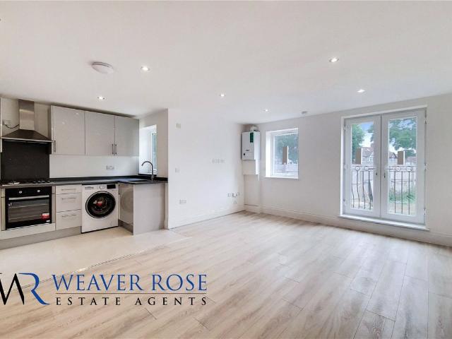 Alizah Court, Rosewood Avenue, Greenford, Middlesex UB6, 1 bed flat to rent, £1,550 pcm | PrimeLocation
