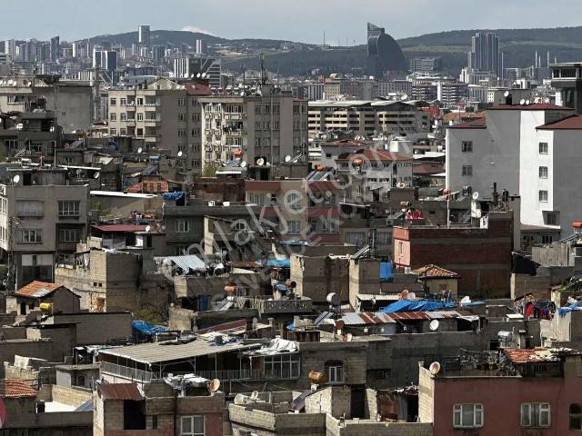 Ali Babada Müstakil Bina İki Dükkan 3 Oturum