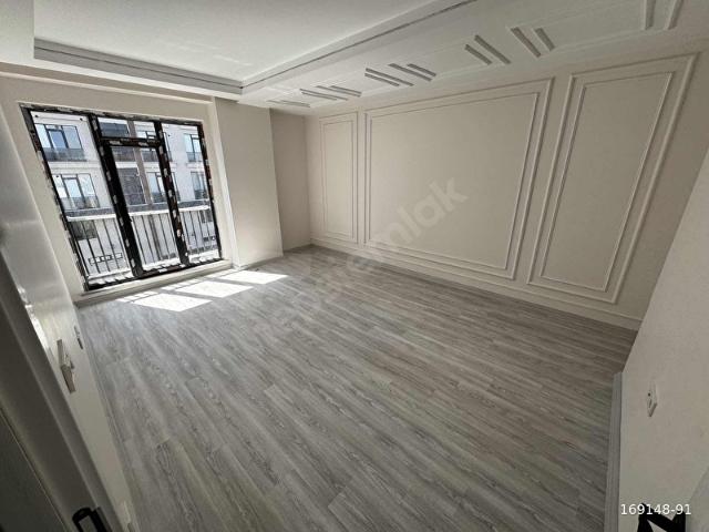 ALİBEYKÖY SIFIR SİTE 8.KAT 2+1 85m2 ASANSÖR+K.OTOPARK 6.625.000T