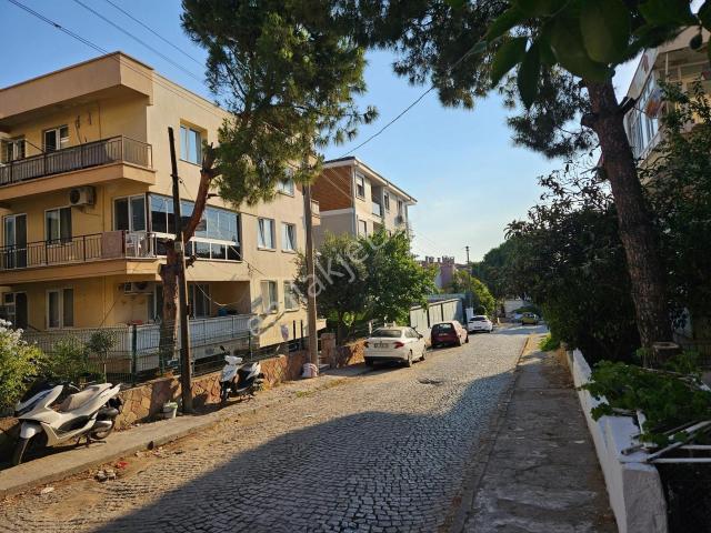 Ali Çetinkaya Mh'de Arakat Ön Cephe Yenilenmiş Satılık 2+1 Daire