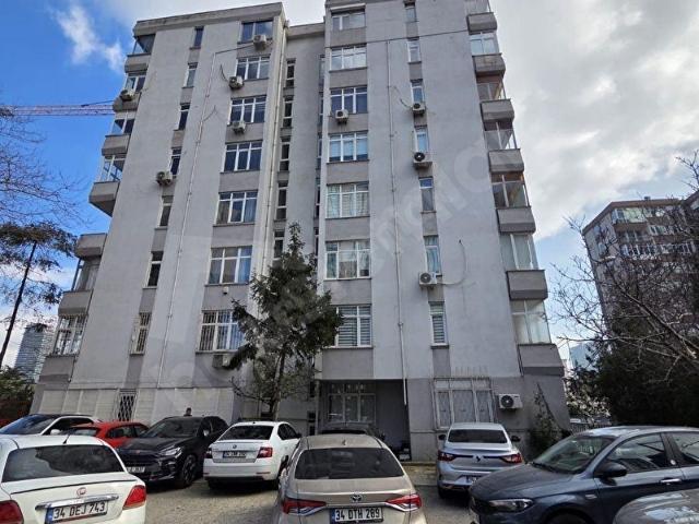 Ali Obuz'dan Levent Kanyon Karşısı Yatırım Değeri Olan Daire