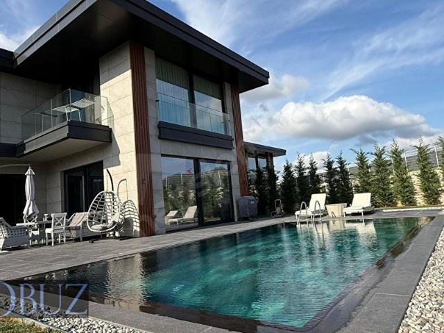 Ali Obuz'dan Park Orman Sitesinde Muhteşem Villa